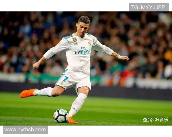 33岁足球球星正处巅峰期 引领球队挑战国际赛场新高峰 33岁足球球星正处巅峰期 引领球队挑战国际赛场新高峰