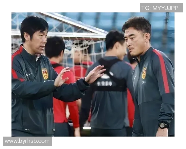 中国队足球5号球星是谁他在球队中的重要角色与表现分析 中国队足球5号球星是谁他在球队中的重要角色与表现分析