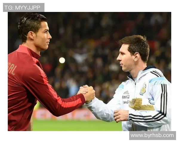 八大足球巨星面孔对比：从梅西到C罗，谁才是球场之王