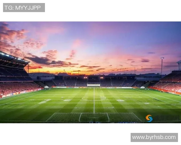 巴伦西亚足球球星闪耀绿茵场带来激情与荣耀的动人时刻