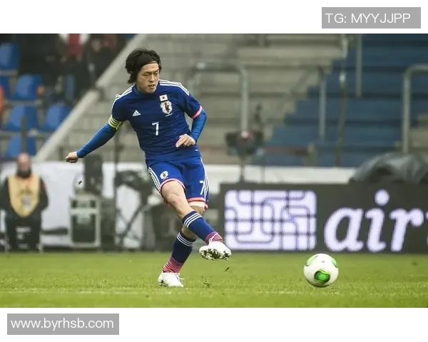 日本足球右后卫代表球星是谁他的表现与影响力分析