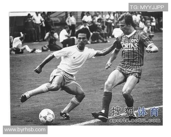 杨晨足坛传奇成长历程与留洋岁月对中国足球发展的深远影响