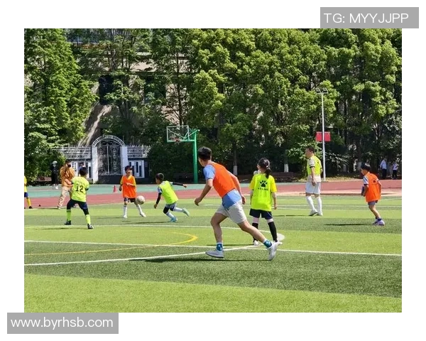 聆听绿茵激情以足球巨星独特声音展现赛场风采